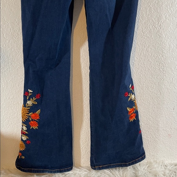 TELEPATIA Embroidered Flare Jeans Hippie Boho Floral Bootcut Flare Size 1/25 - Picture 7 of 10